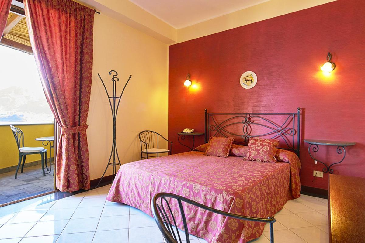 Hotel A Pinnata Lipari  Exteriör bild