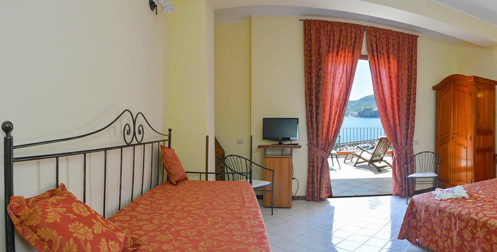 Hotel A Pinnata Lipari  Exteriör bild