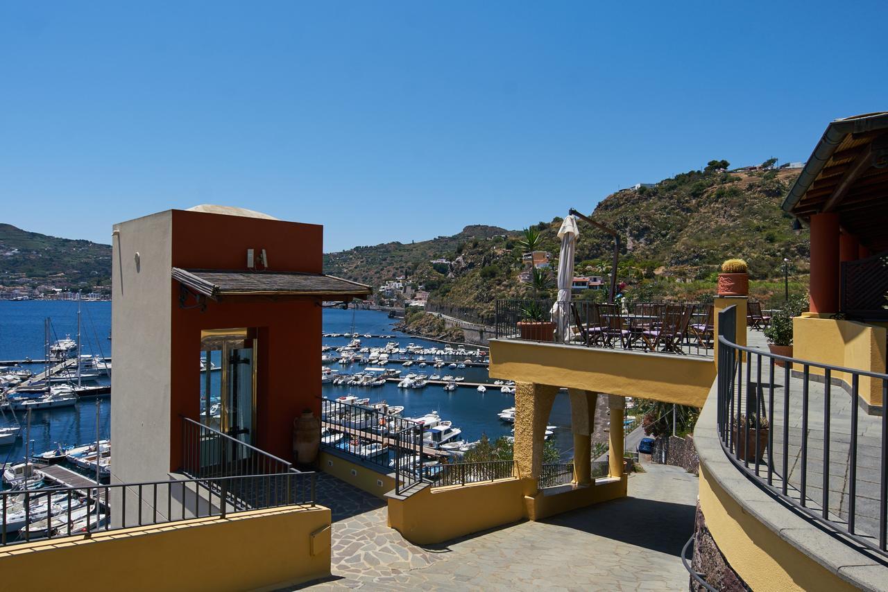 Hotel A Pinnata Lipari  Exteriör bild