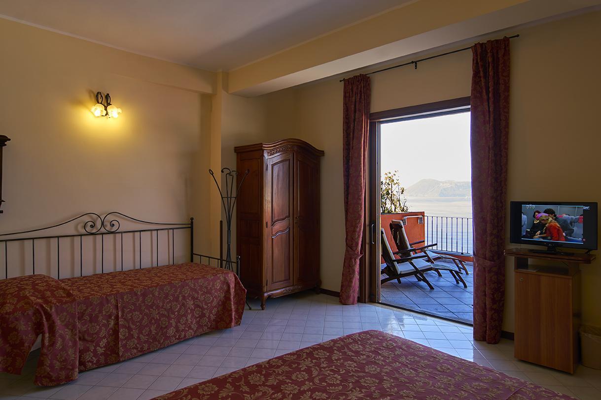 Hotel A Pinnata Lipari  Exteriör bild